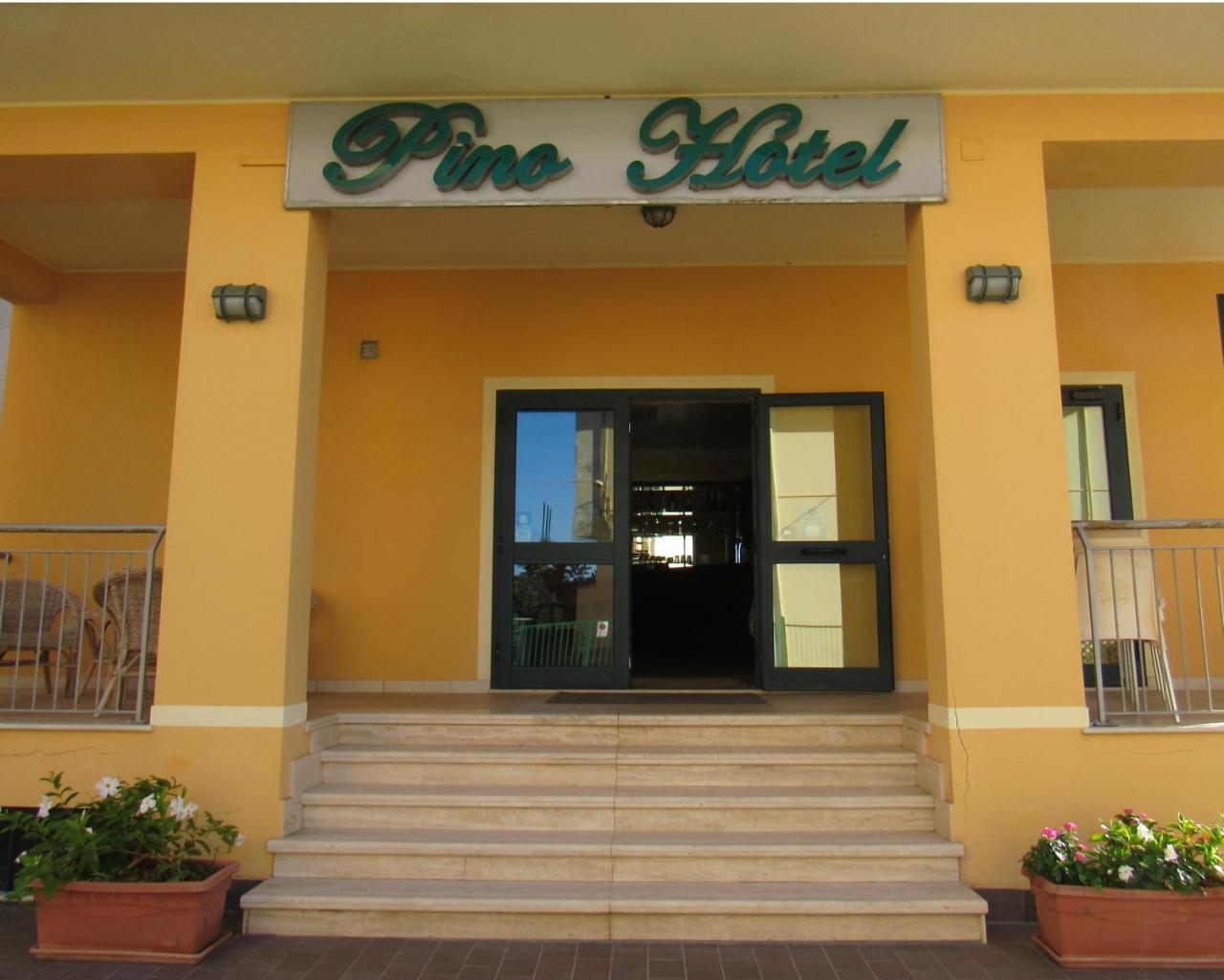 Pino Hotel Gizzeria Kültér fotó